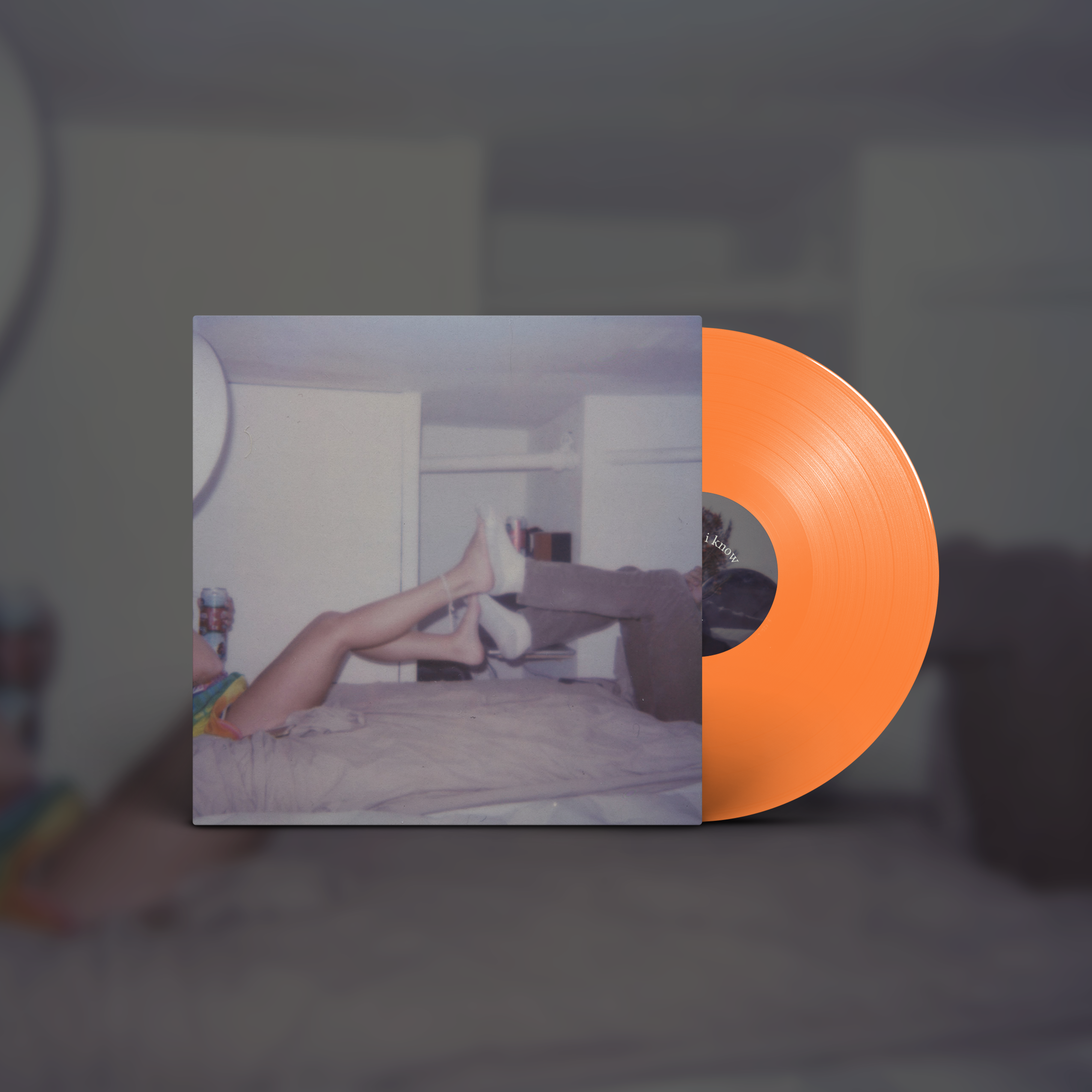 macseal-yeah-no-i-know-vinyle-12-purple-glitter-grav image 6