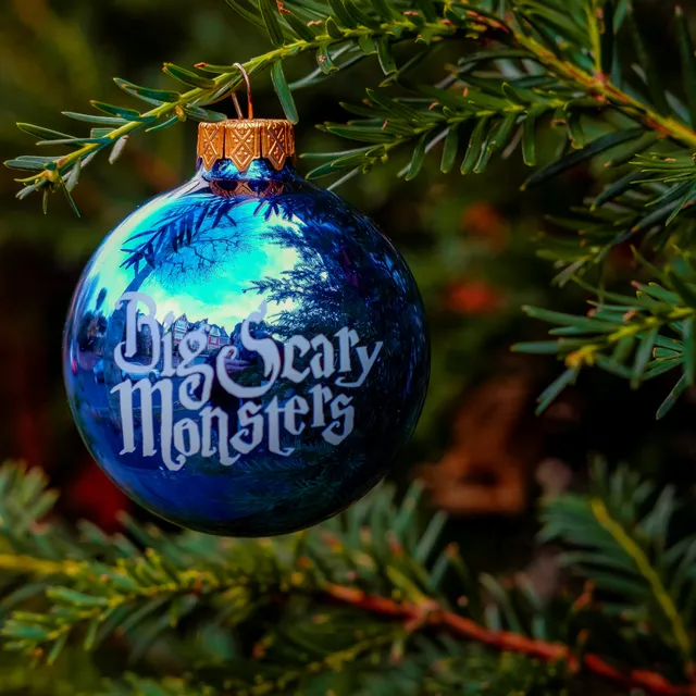 big-scary-monsters-christmas-boule-de-no-l-verre-70mm-dor image 1