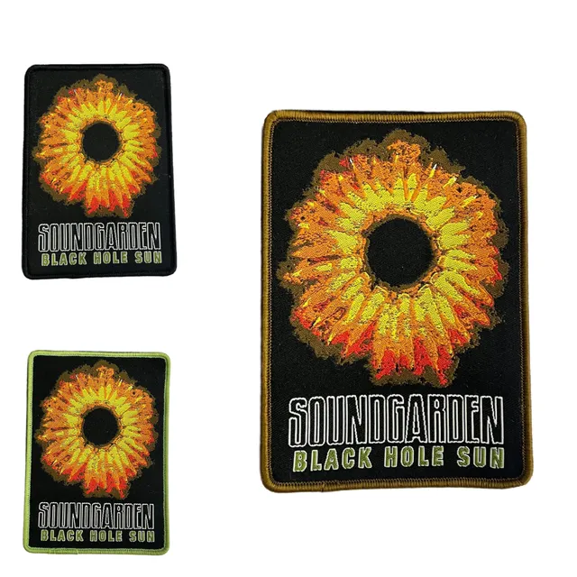 783punx-small-patch-soundgarden-black-hole-sun-cusson-bord-noir image 1