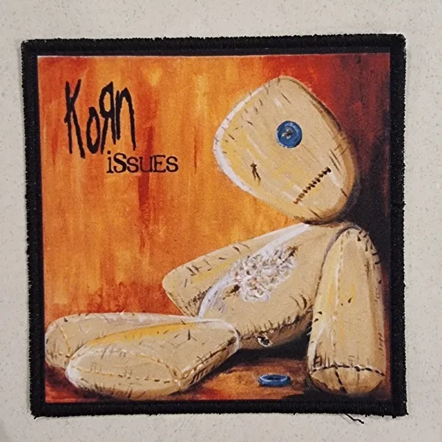 korn-issues-petit-patch-tissu-coudre-logo image 1