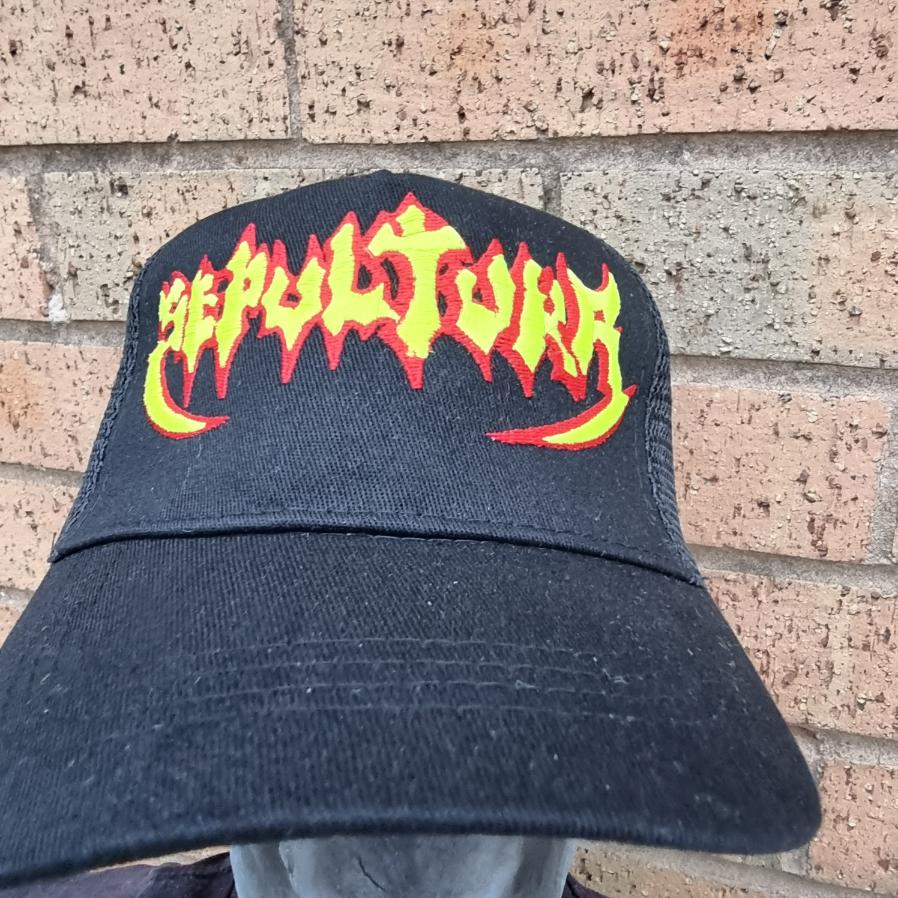 sepultura-old-logo-casquette-trucker-glow-in-the-dark image 2