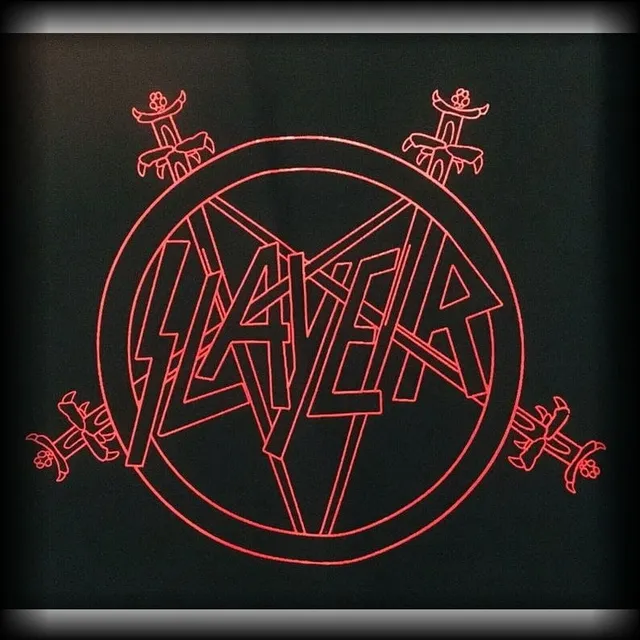 slayer-logo-backpatch-rouge-coudre-denim image 1