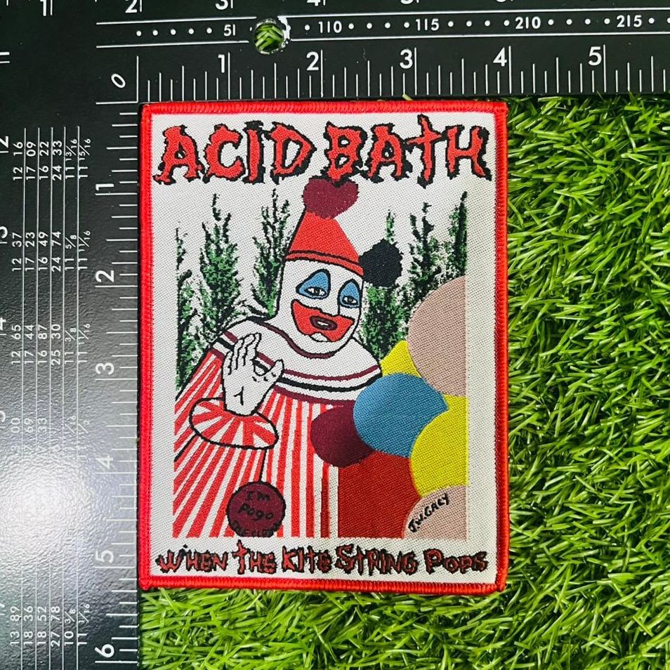 acid-bath-when-the-kite-string-pops-patch-tiss-bordure-rouge image 3