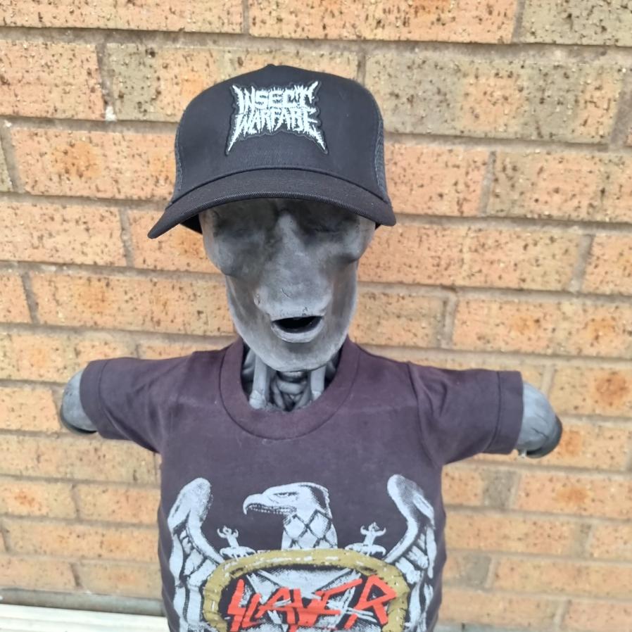 insect-warfare-logo-casquette-trucker-phosphorescente-grise image 1