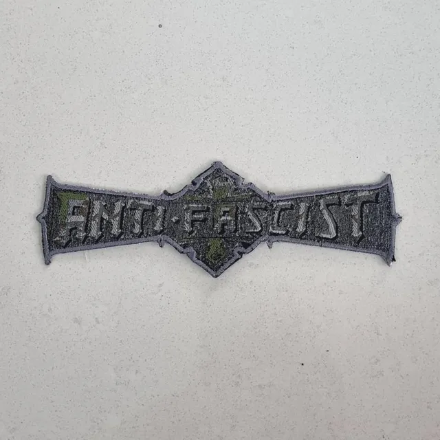 bolt-thrower-anti-fascist-patch-tiss-thermocollant-13-cm image 1