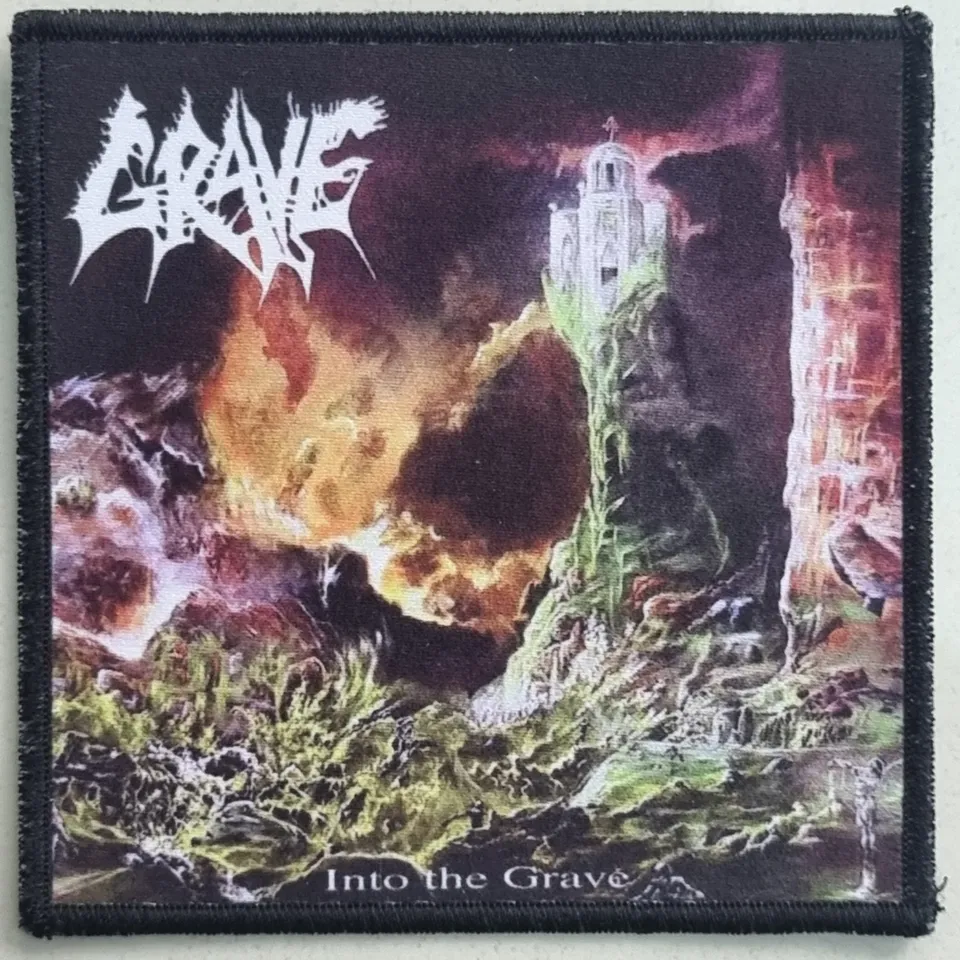 grave-into-the-grave-patch-cusson-cousu-death-metal image 1