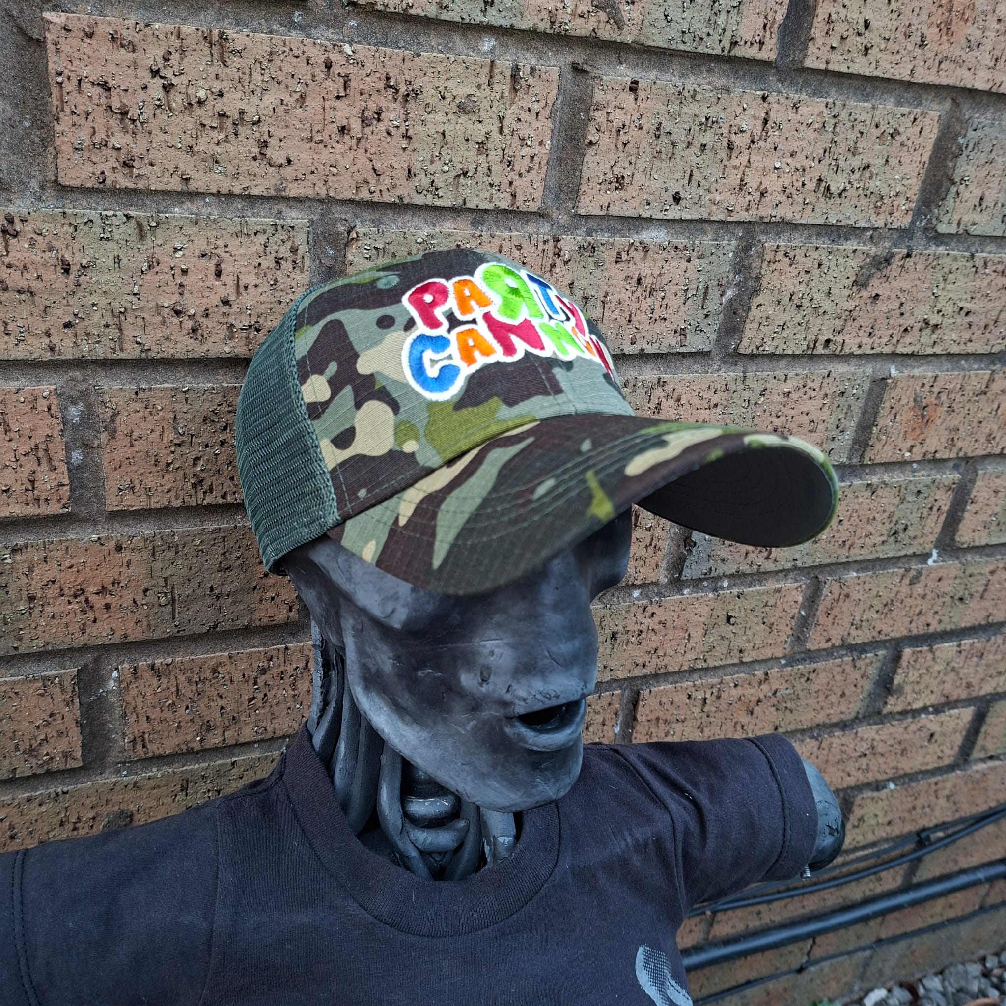 783punx-party-cannon-casquette-trucker-camo-vert-phosphorescente image 4