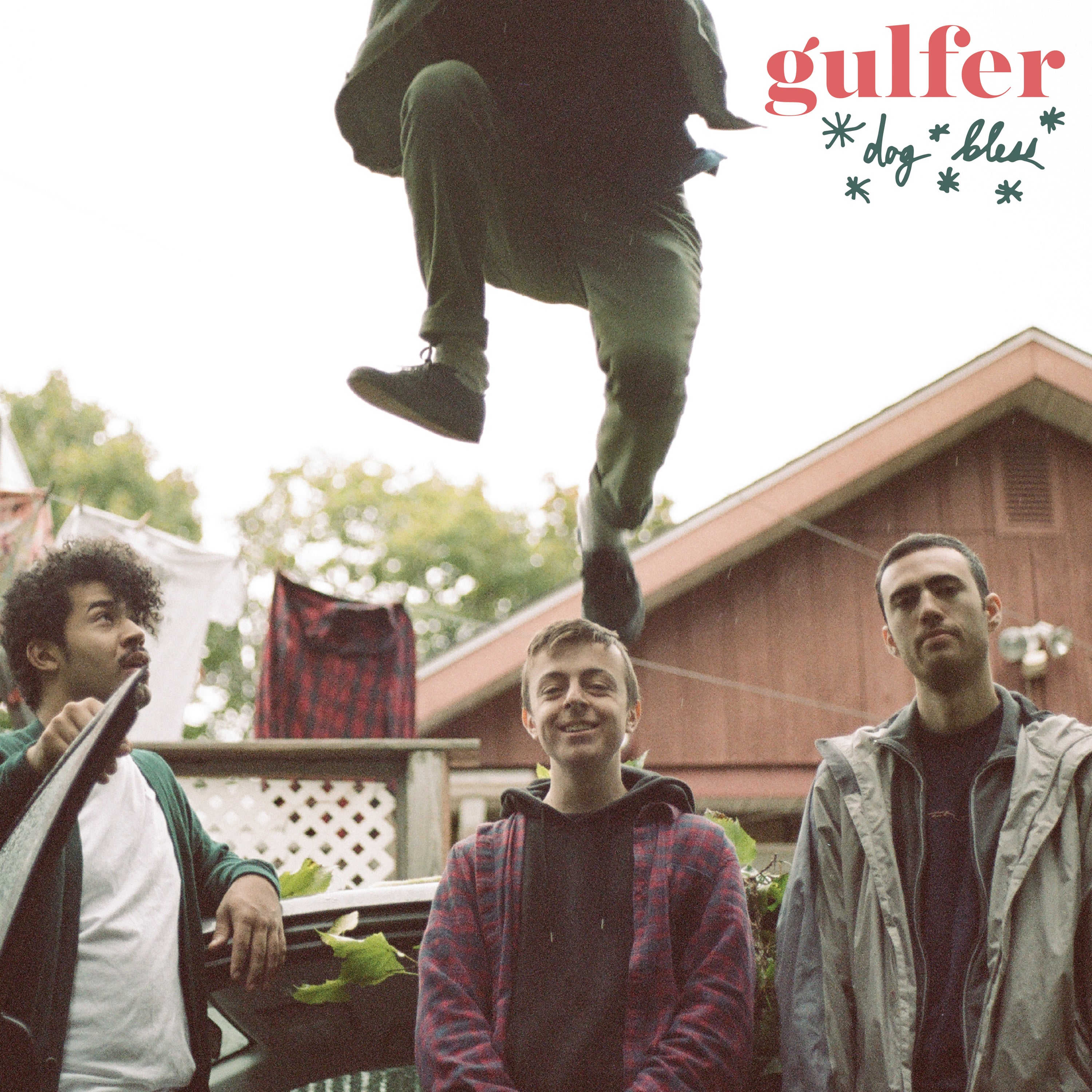 gulfer-dog-bless-vinyle-12-transparent-rouge-emo image 1