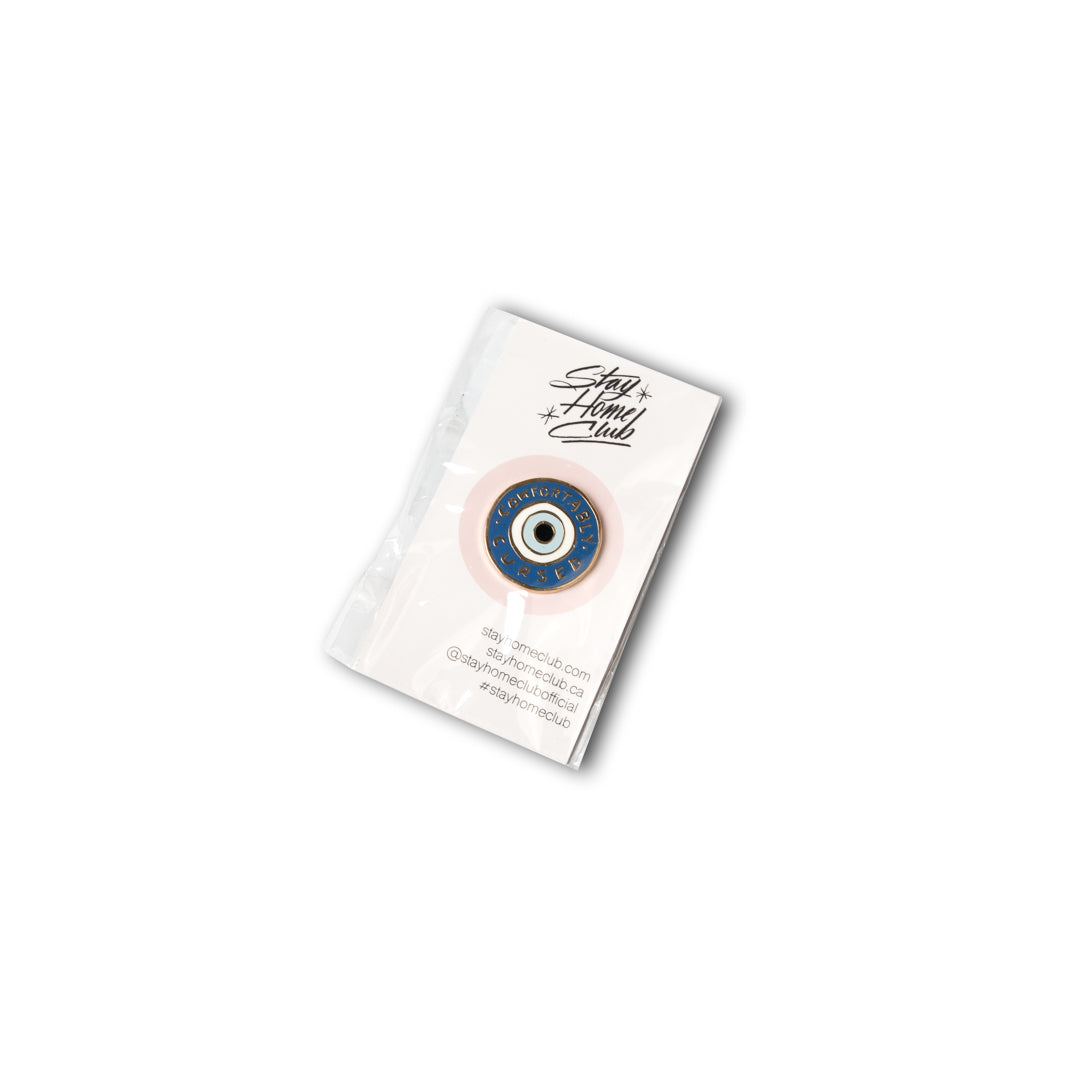 owen-comfortably-cursed-pin-m-tal-accessoire image 1