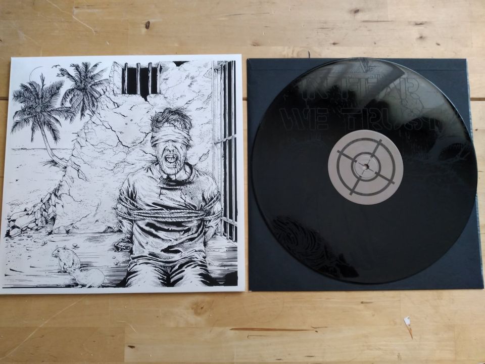 in-fear-we-trust-split-12-vinyle-transparent-grindcore image 7