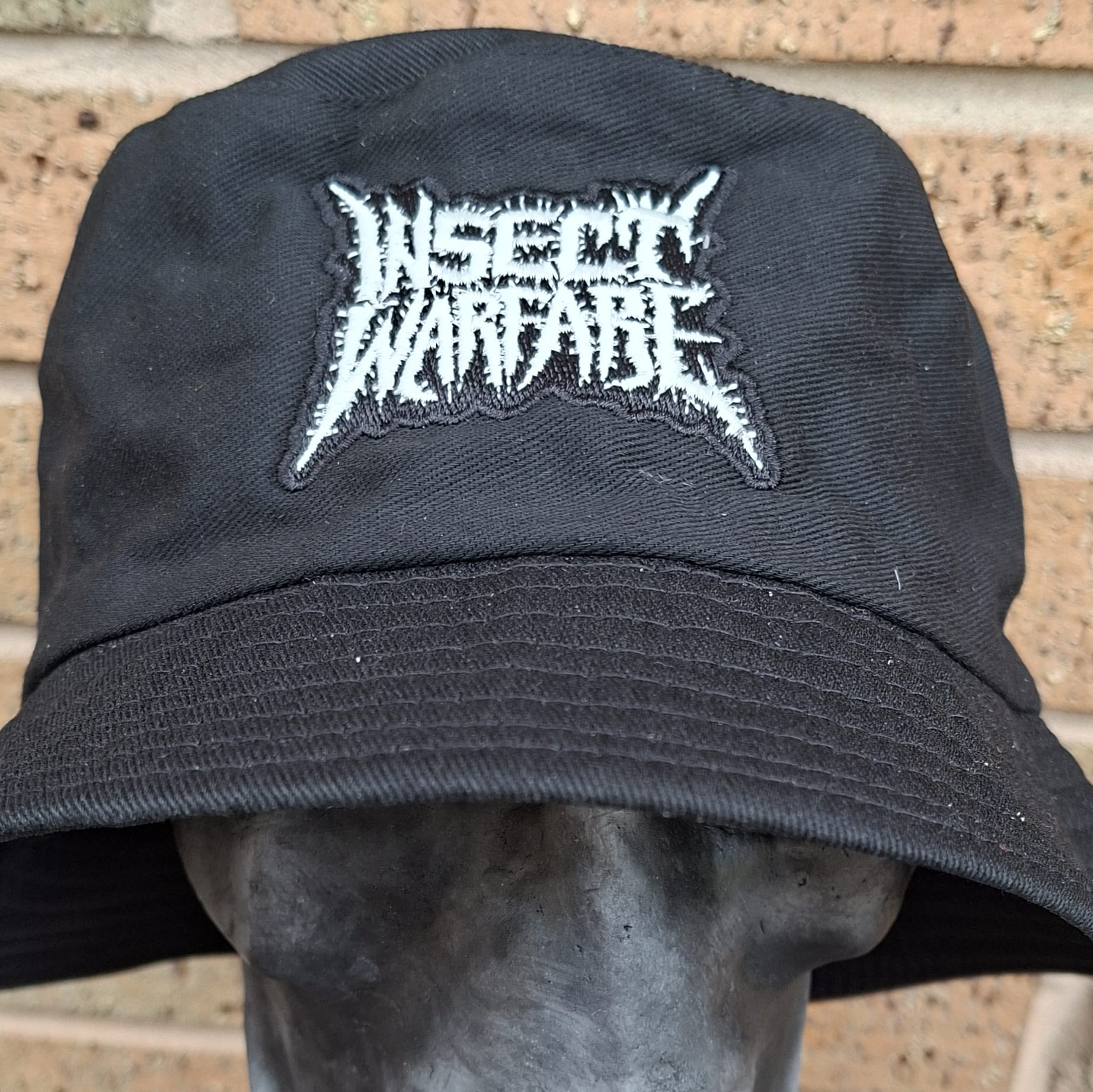 insect-warfare-logo-bob-bucket-hat-gris-phosphorescent image 2