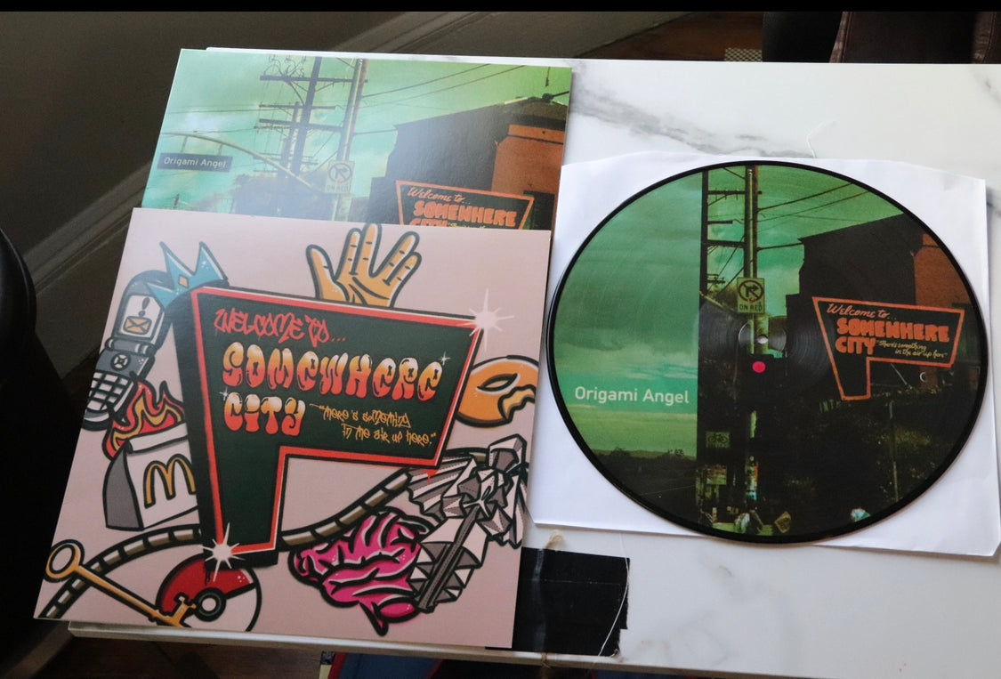 origami-angel-somewhere-city-vinyle-picture-disc-pochette-alt-stickers image 3