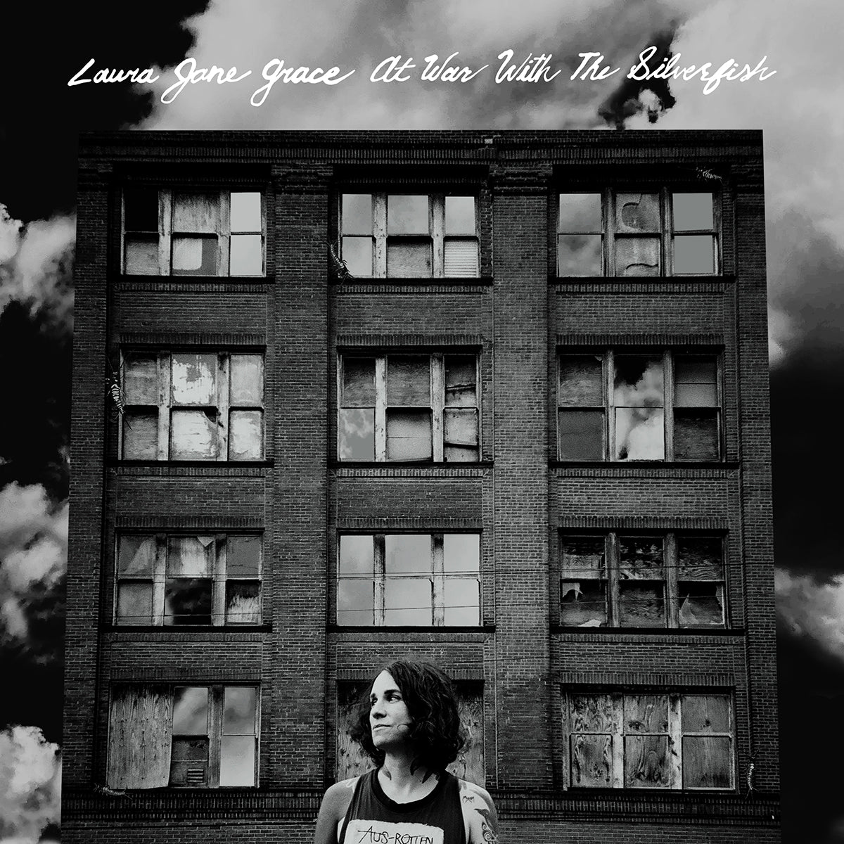 big-scary-monsters-laura-jane-grace-at-war-with-silverfish-vinyle-10-gris image 1