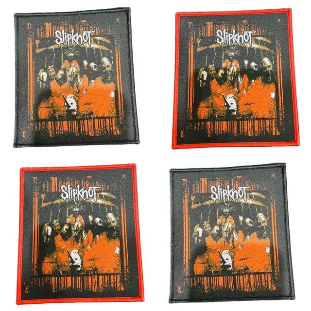 slipknot-woven-patch-cusson-tiss-bordure-rouge-logo image 1