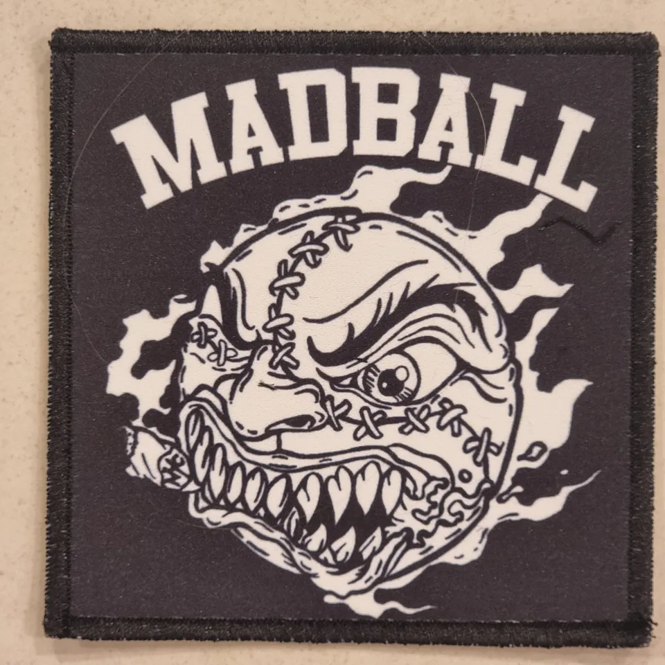 madball-ball-logo-patch-cusson-hardcore-coudre image 1