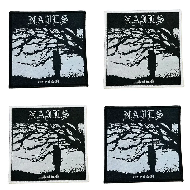 nails-unsilent-death-petit-patch-tiss-bordure-noire image 1