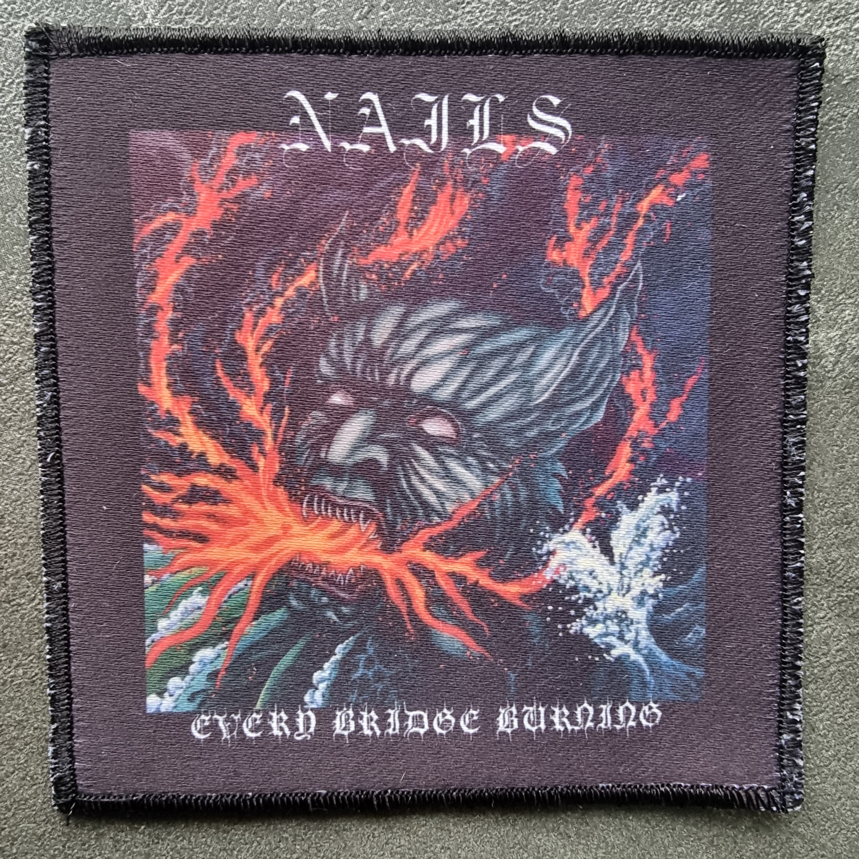 nails-patch-every-bridge-burning-cusson-coudre image 1
