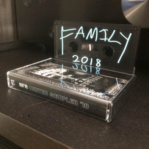 nuclear-family-winter-sampler-18-cassette-k7-compilation image 2