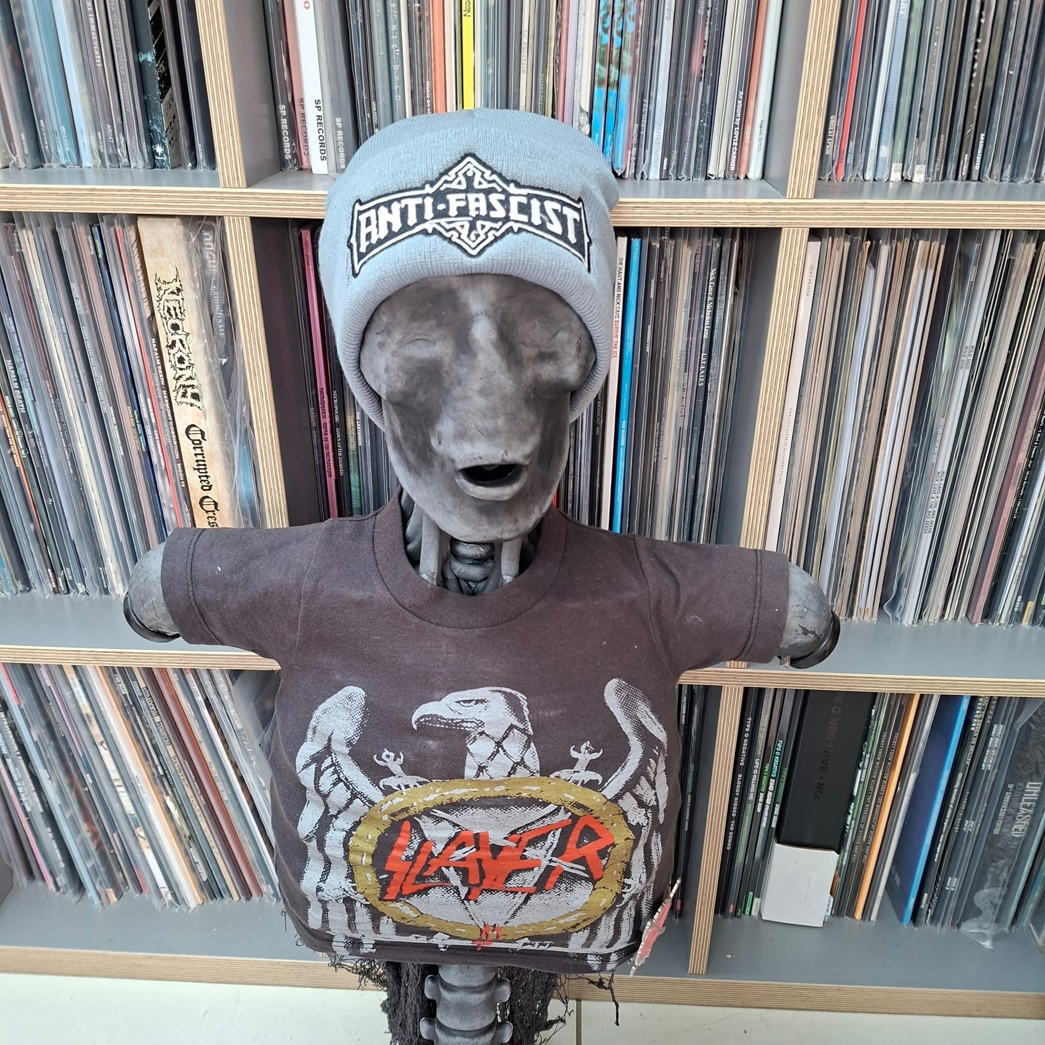 783punx-anti-fascist-bolt-thrower-beanie-bonnet-gris-phosphorescent image 3