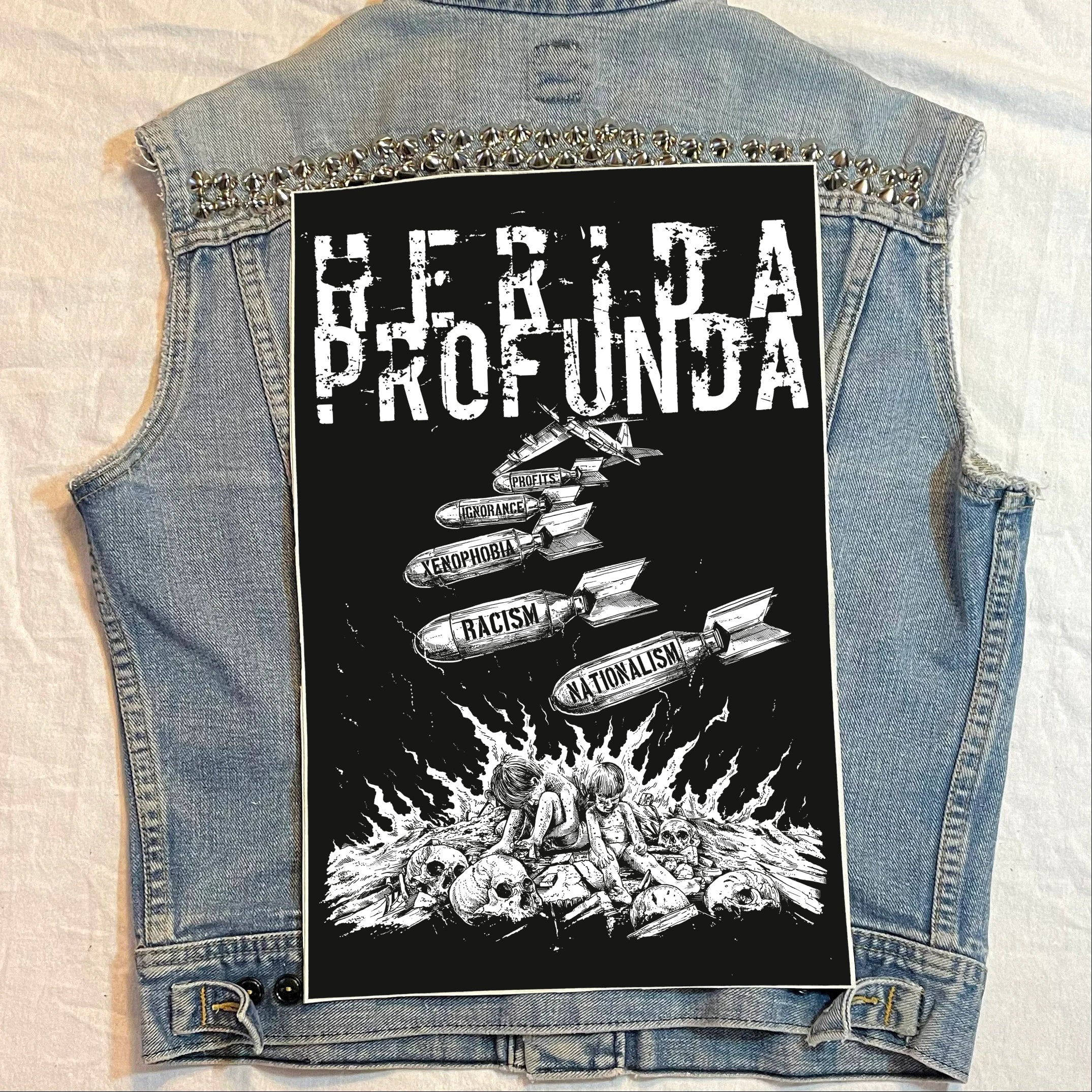 herida-profunda-refugees-welcome-backpatch-dos image 1