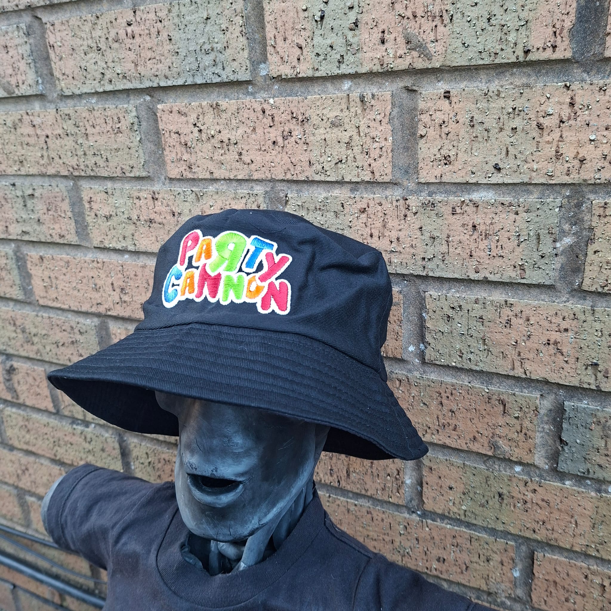 party-cannon-logo-glow-in-the-dark-bob-bucket-hat-phosphorescent image 5
