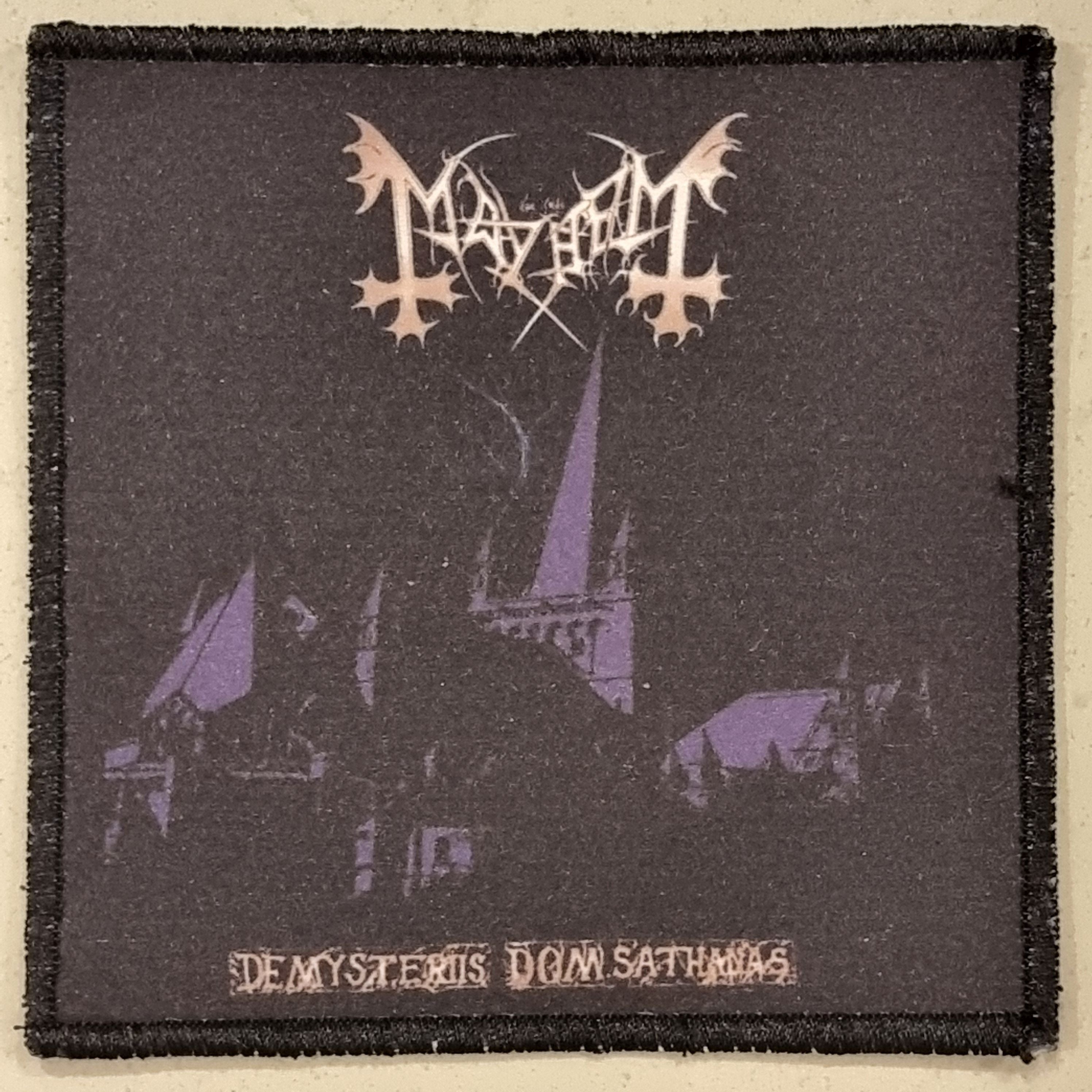 mayhem-de-mysteriis-dom-sathanas-patch-cusson-coudre image 1