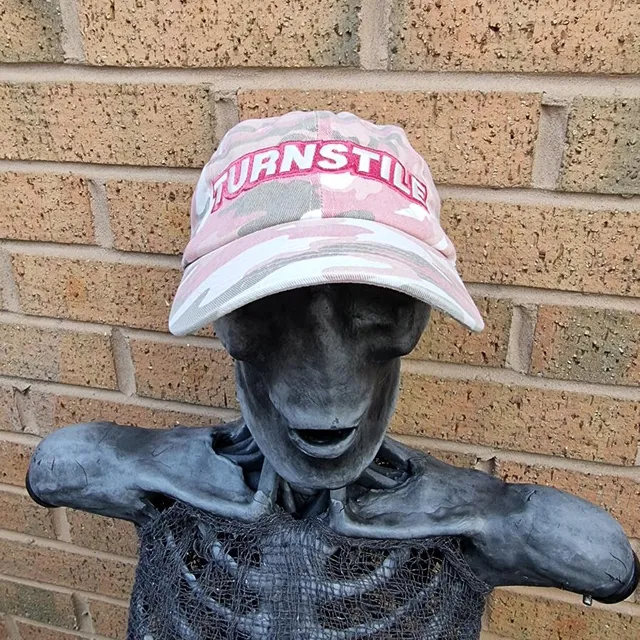 turnstile-logo-casquette-dad-cap-camo-rose image 1