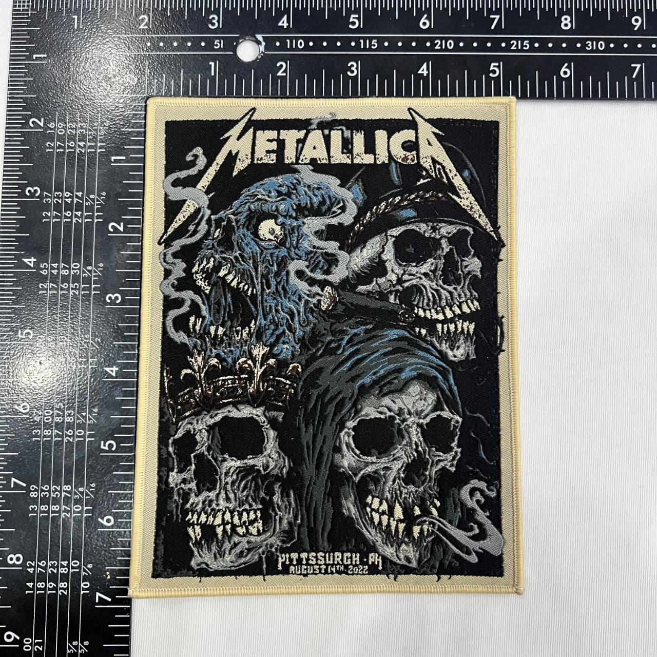 metallica-pittsburgh-14-ao-t-2022-patch-tiss-bordure-noire image 6
