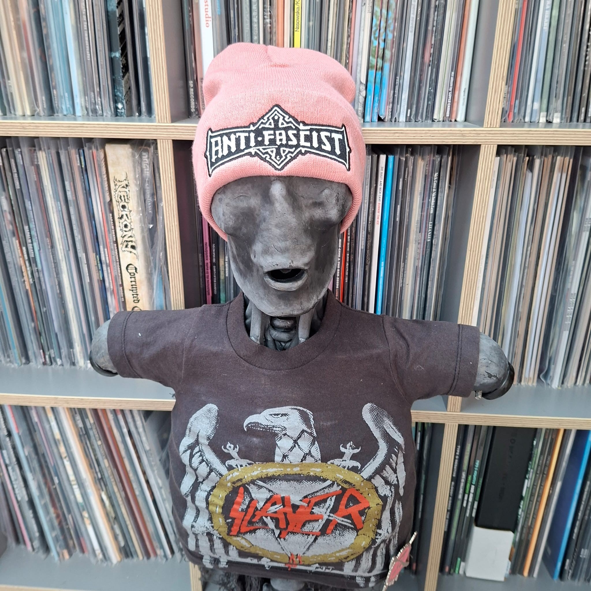 bolt-thrower-anti-fascist-bonnet-rose-logo-phosphorescent image 3