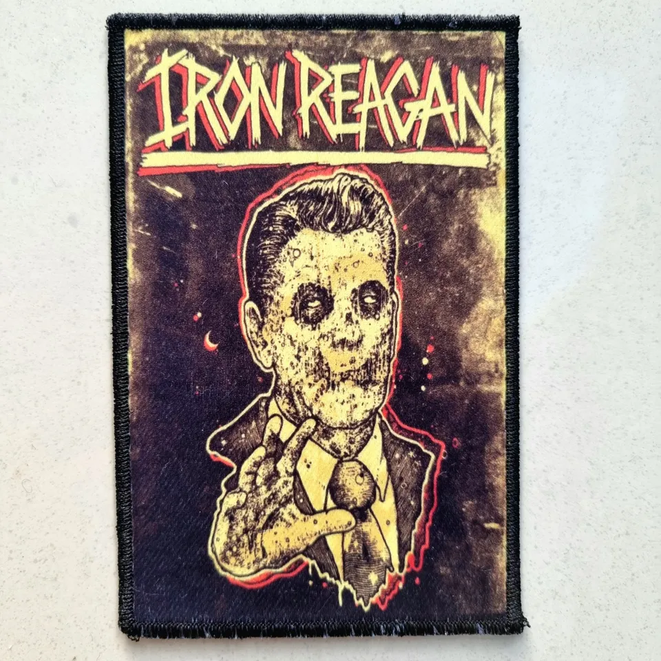 iron-reagan-patch-petit-cusson-coudre-logo image 1