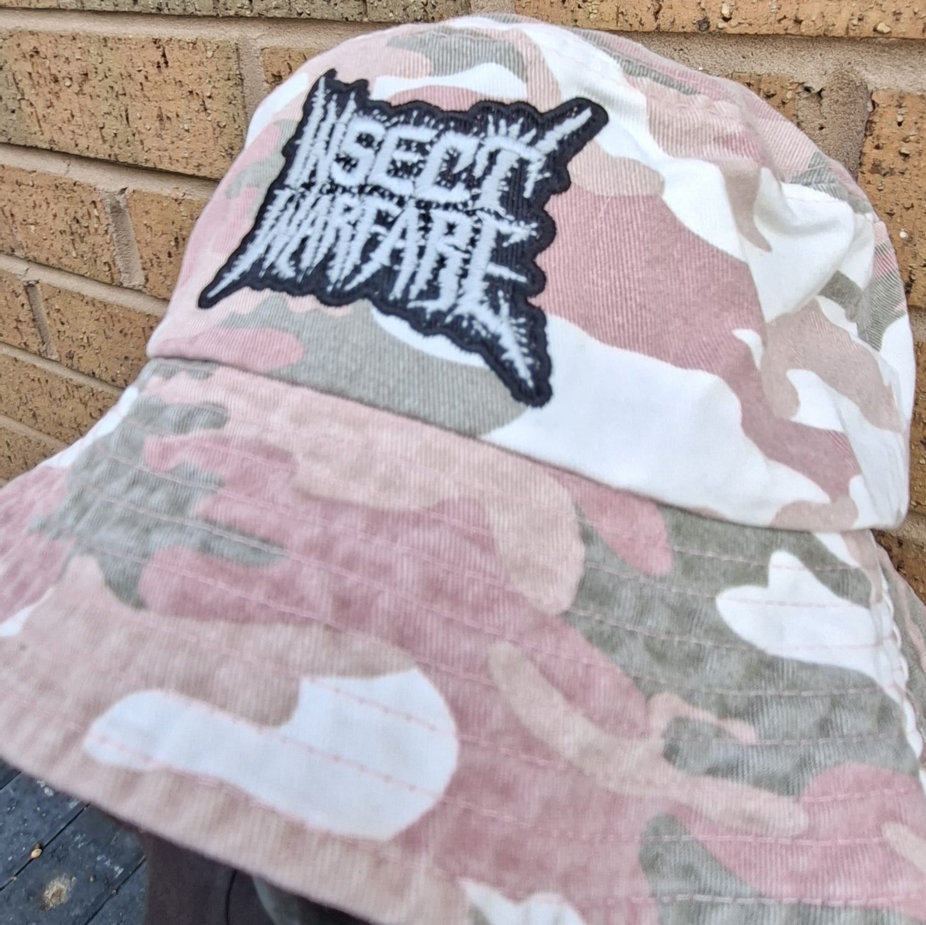 insect-warfare-logo-bob-bucket-hat-camo-rose-phosphorescent image 3