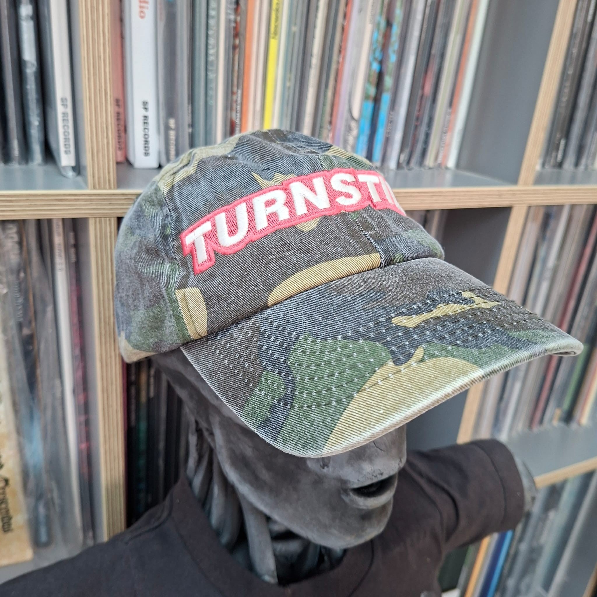 turnstile-logo-casquette-dad-camo-vert-phosphorescent image 3