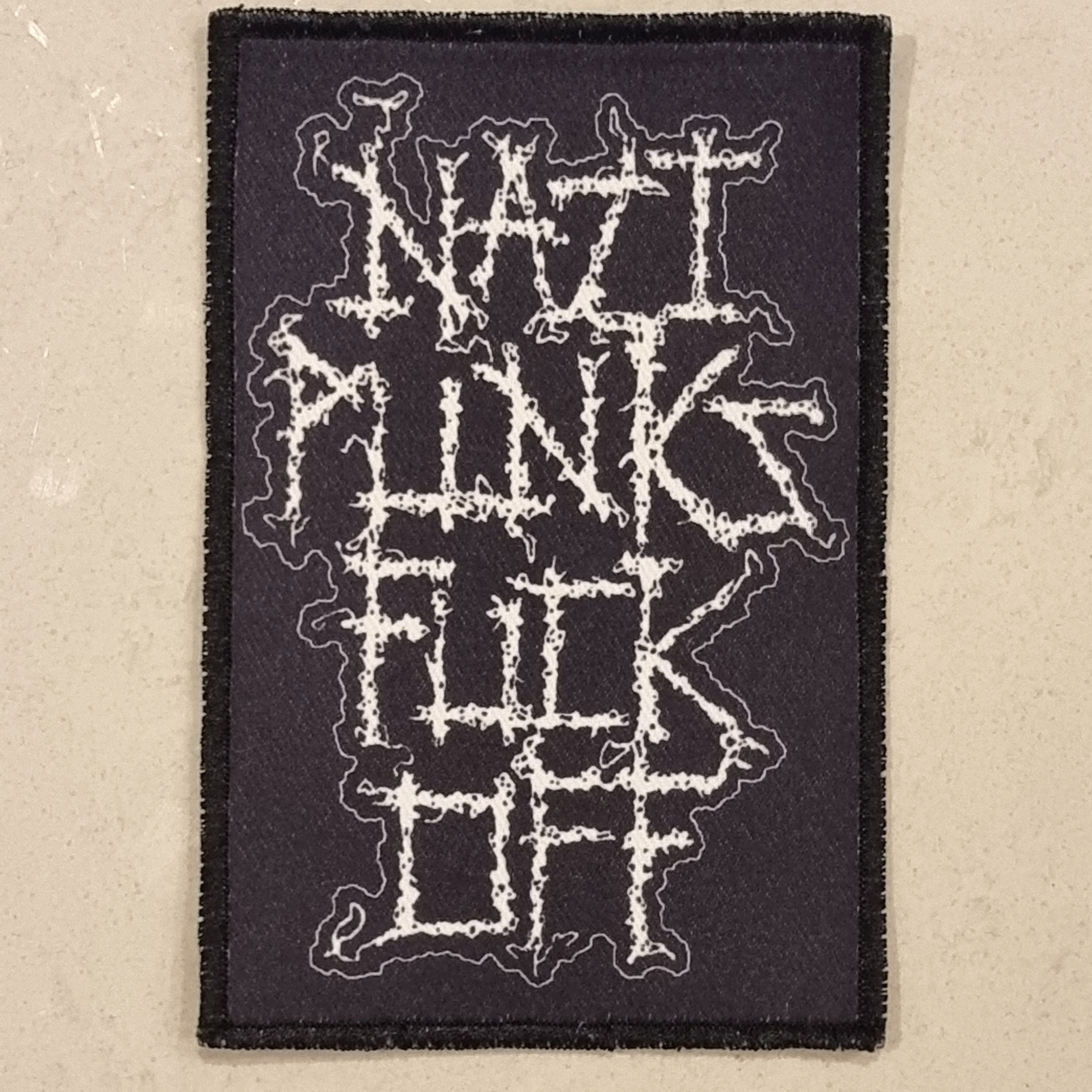 nazi-punks-fuck-off-patch-cusson-coudre-punk image 1