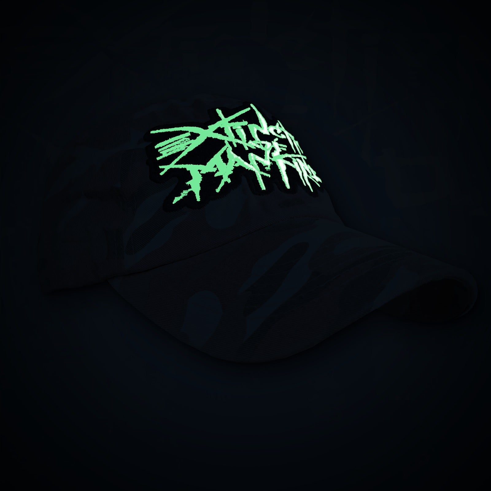 extinction-of-mankind-logo-casquette-camo-rose-phosphorescent image 2