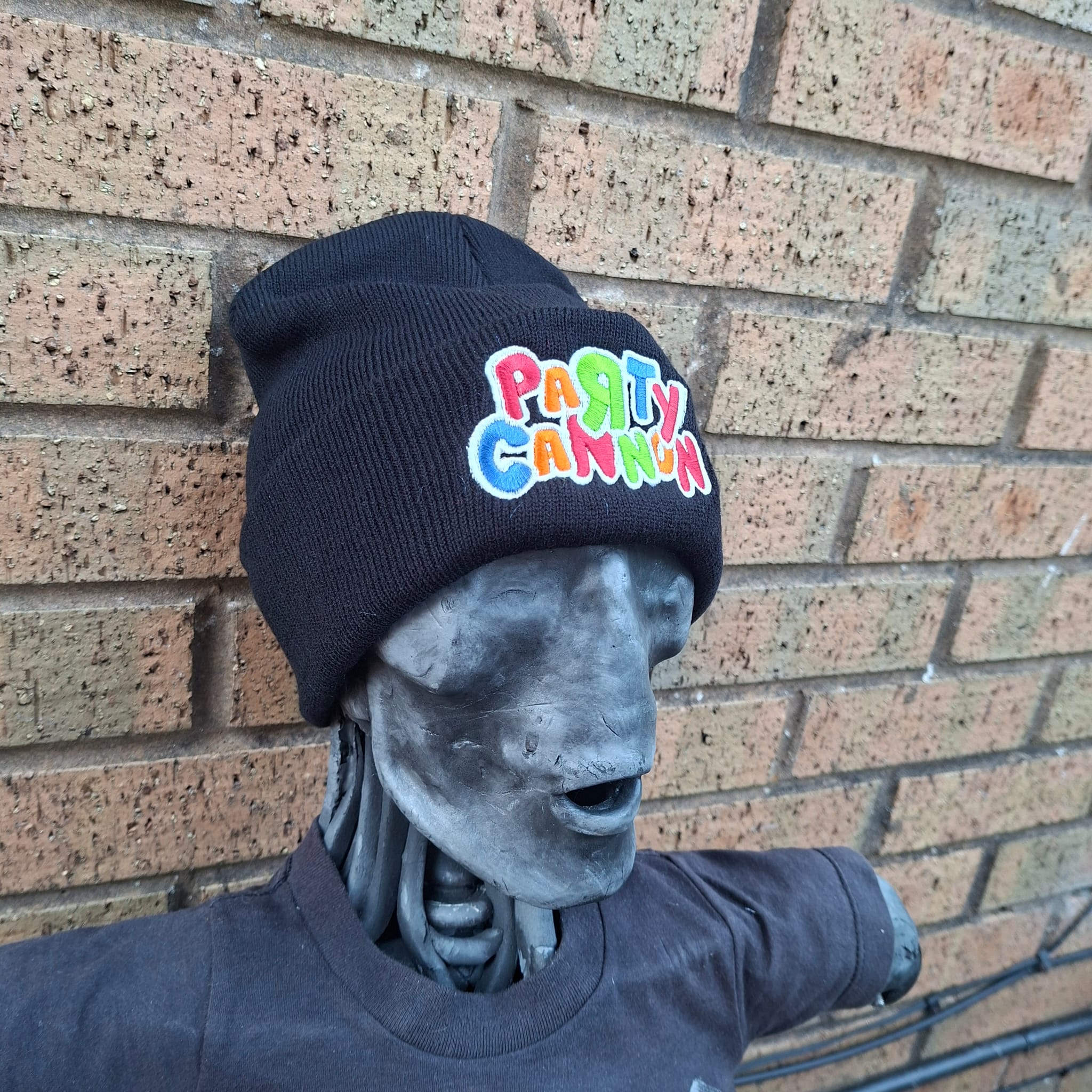 party-cannon-logo-bonnet-noir-phosphorescent-brod image 3