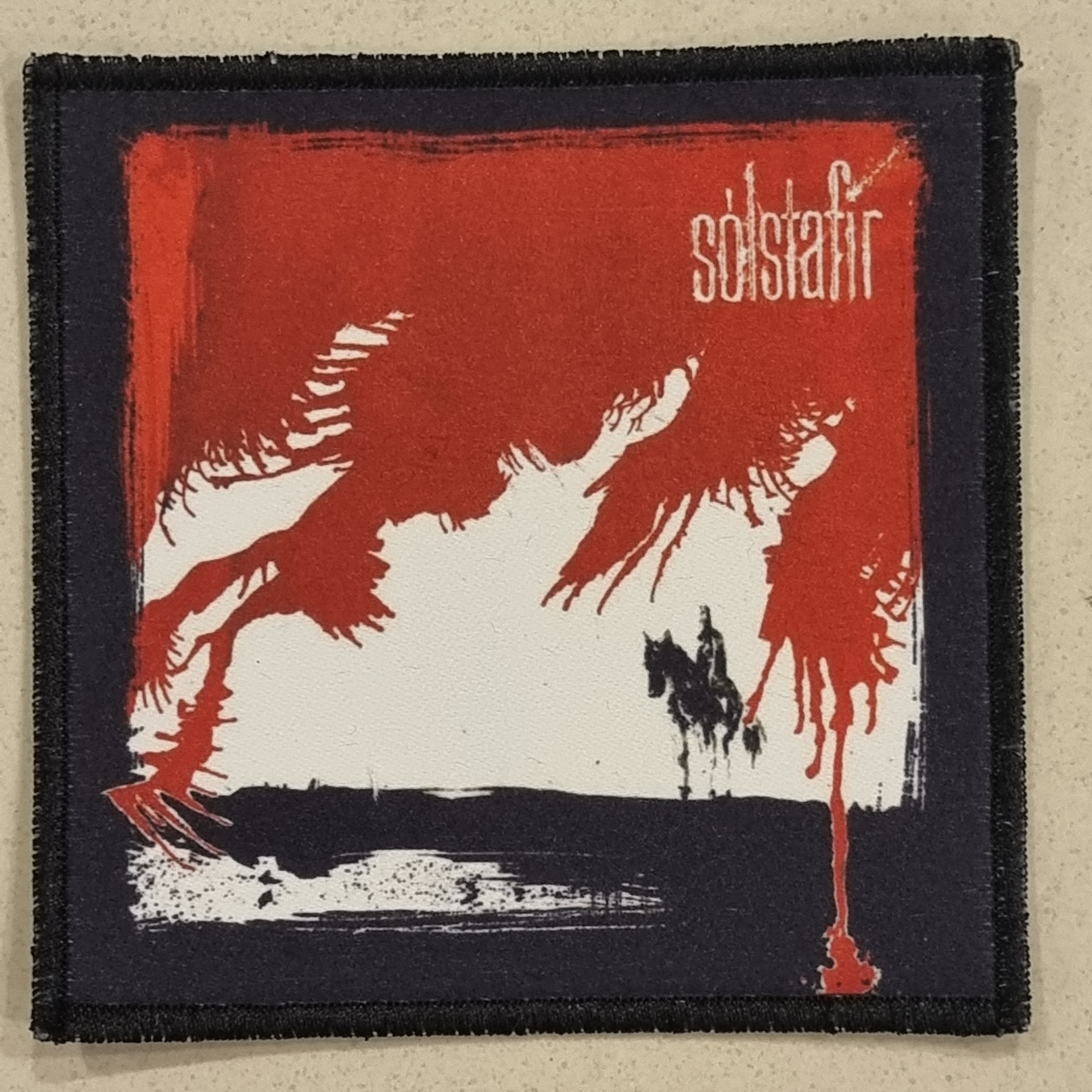 783punx-so-lstafir-svartir-sandar-patch-e-cusson-coudre image 1