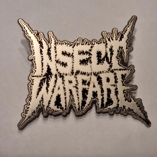 insect-warfare-logo-pin-s-mail-55mm-nickel-mat image 1