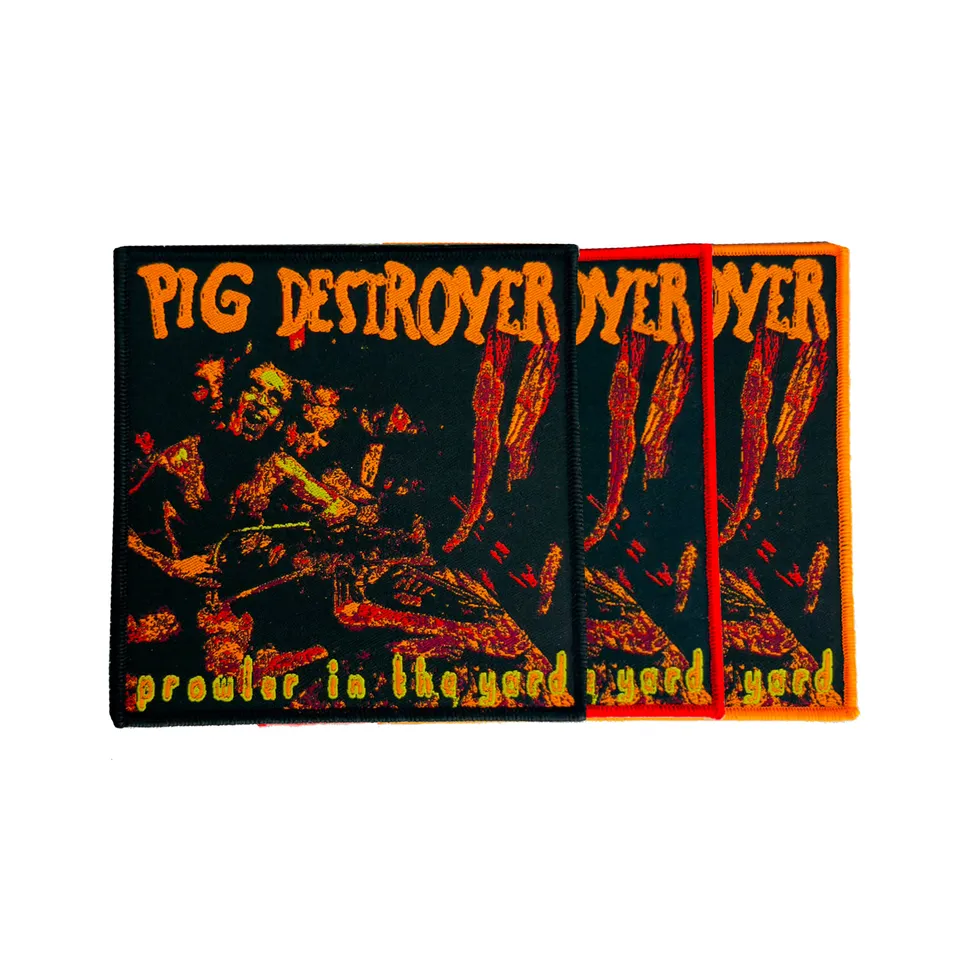 pig-destroyer-prowler-in-the-yard-patch-tiss-bordure-noire image 1