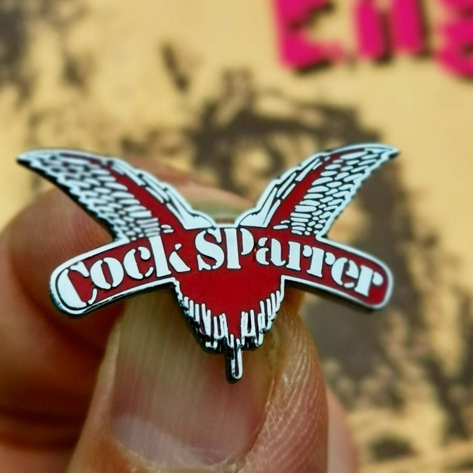 cock-sparrer-pin-s-mail-rouge-blanc-petit-punk image 1