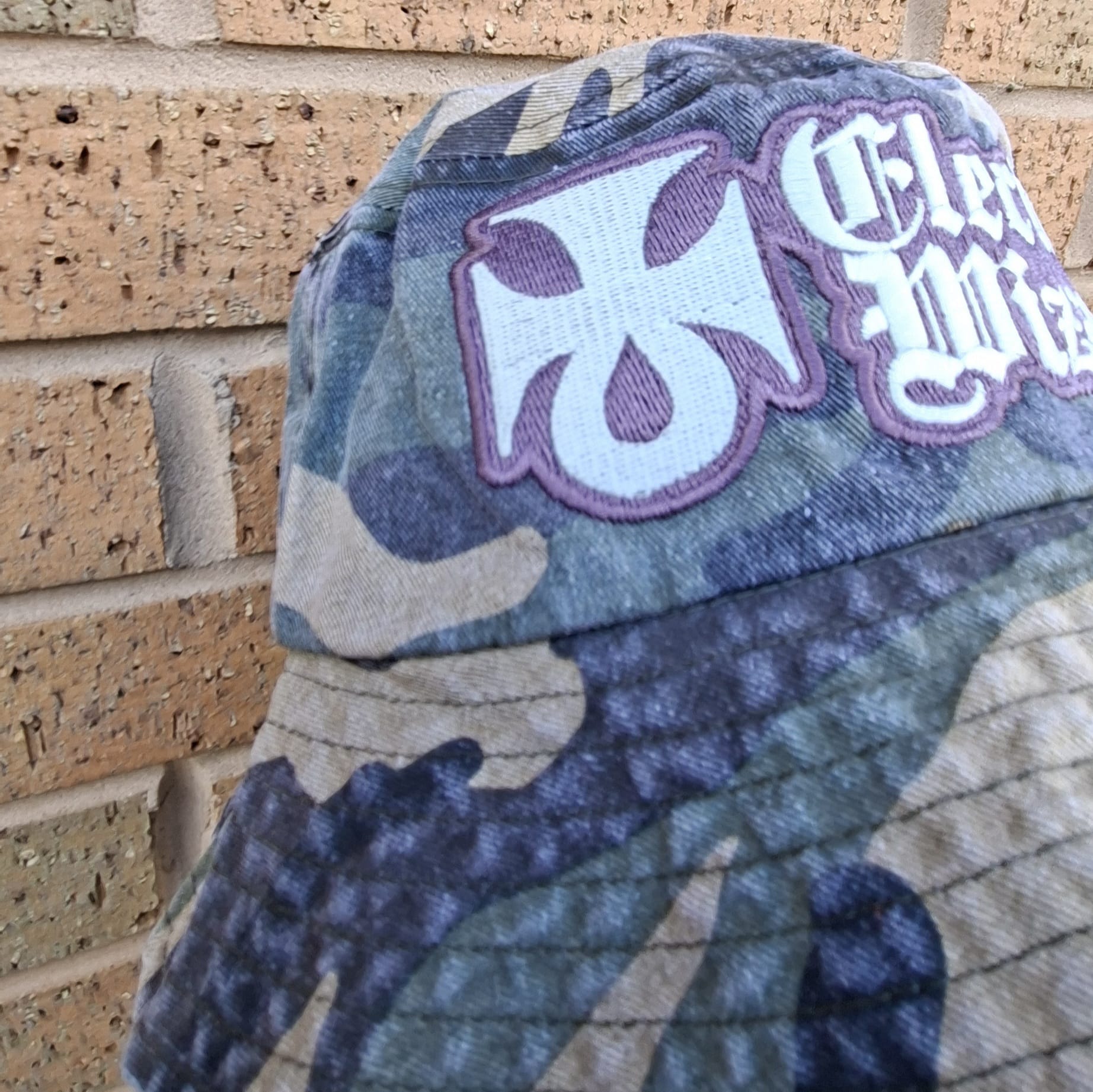 electric-wizard-logo-bob-camo-vert-phosphorescent image 2