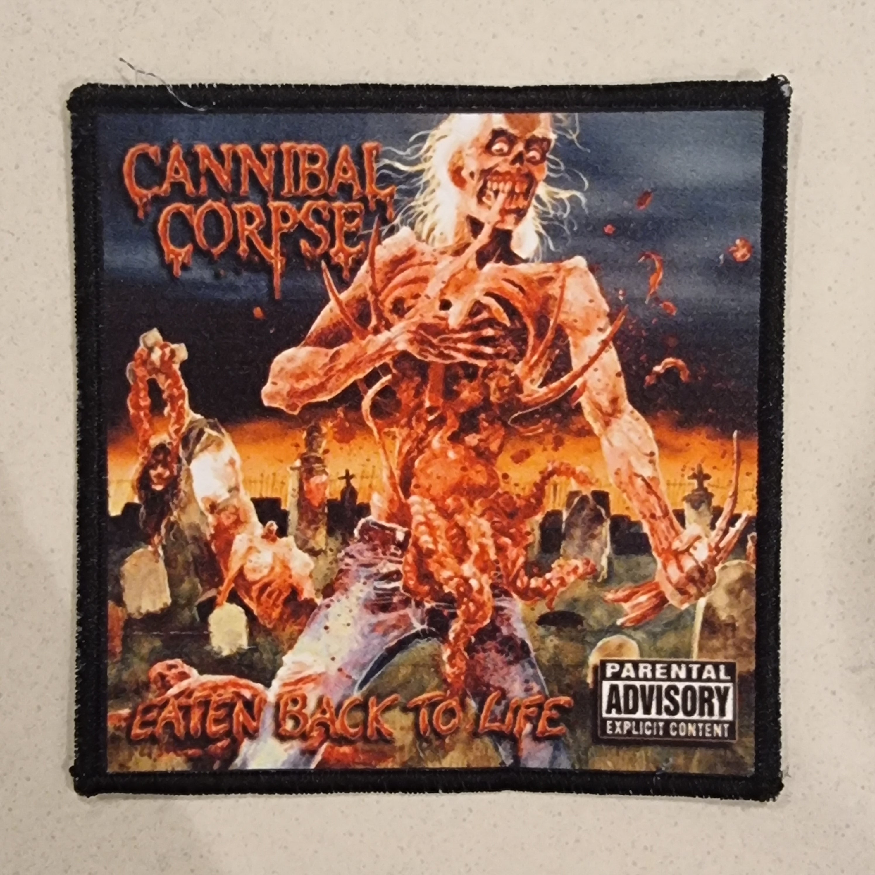 cannibal-corpse-eaten-back-to-life-petit-patch-tissu-coudre image 1