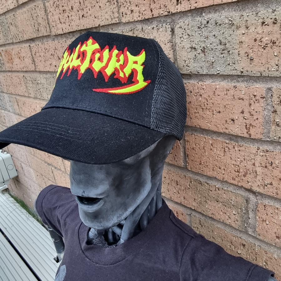 sepultura-old-logo-casquette-trucker-glow-in-the-dark image 4
