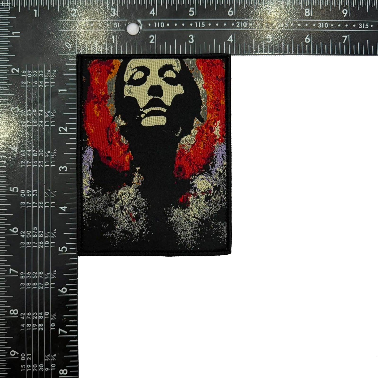 converge-jane-doe-patch-tiss-bordure-rouge-thermocollant image 7