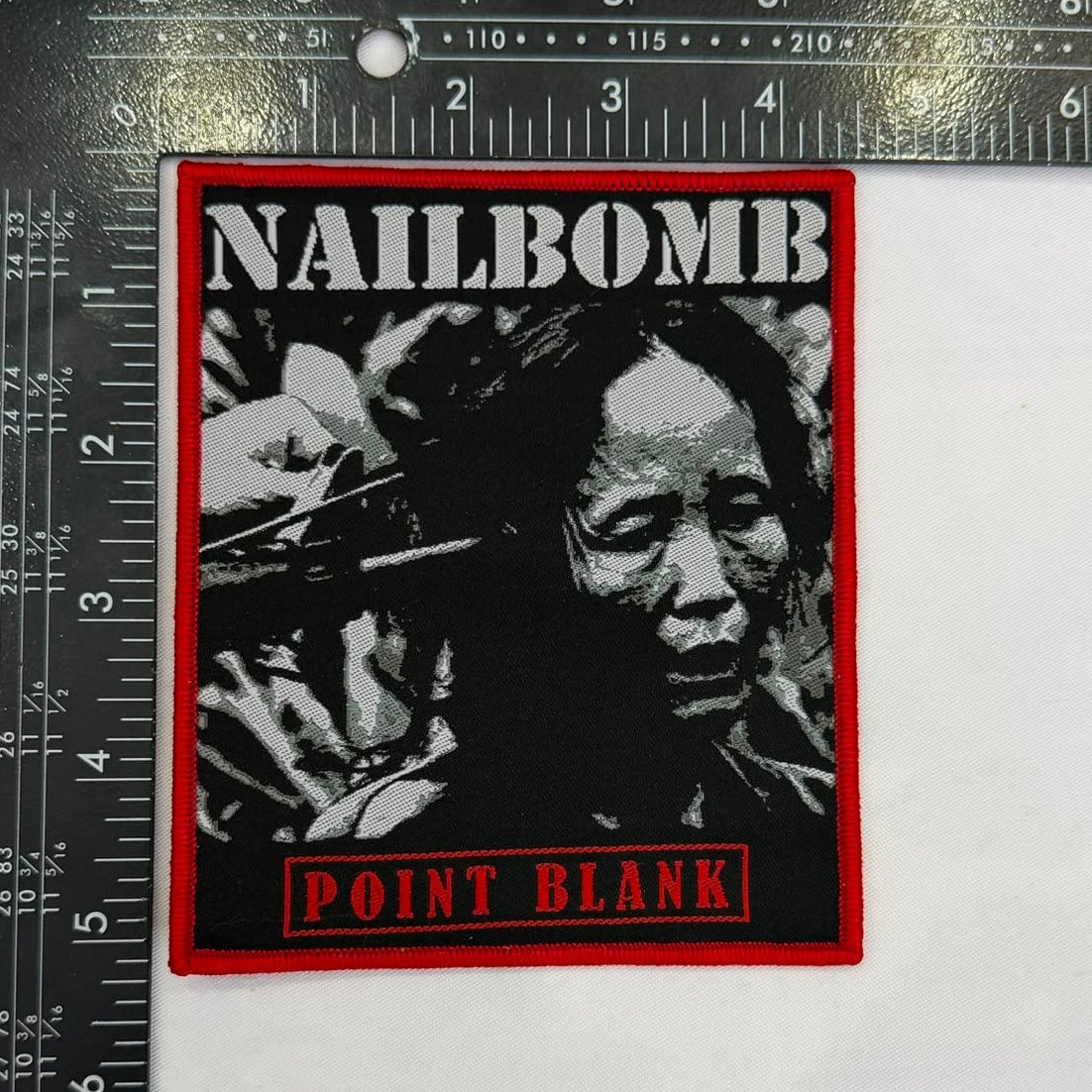 783punx-small-patch-nailbomb-point-blank-tiss-bordure-rouge image 3