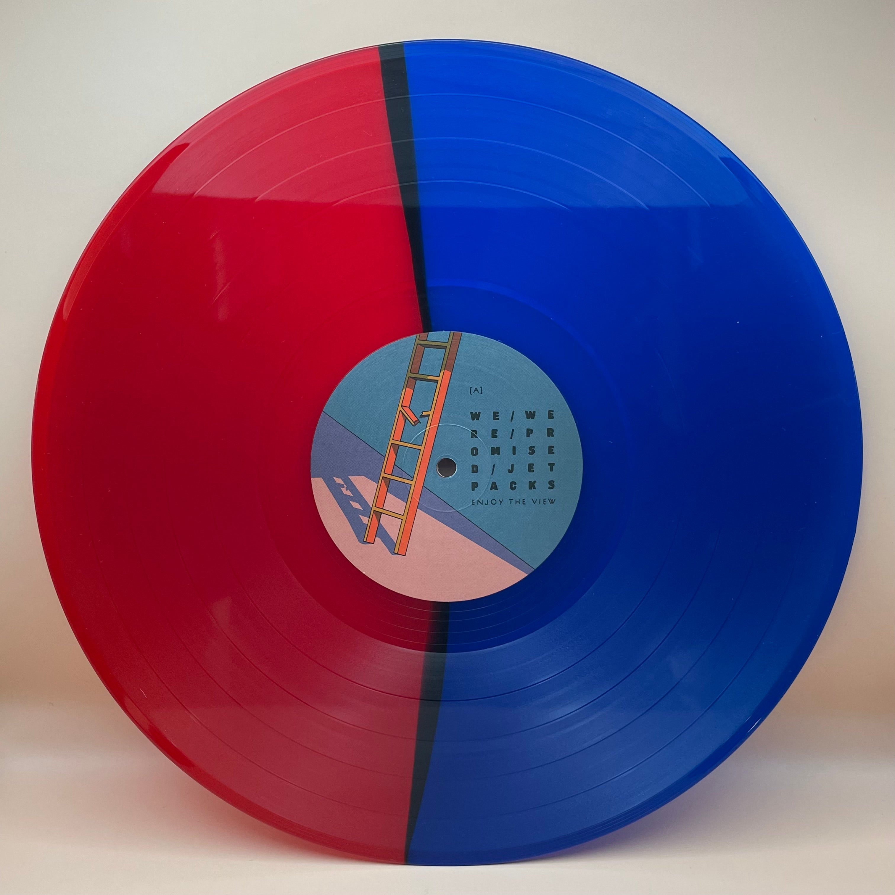 we-were-promised-jetpacks-enjoy-the-view-vinyle-noir-lp image 2