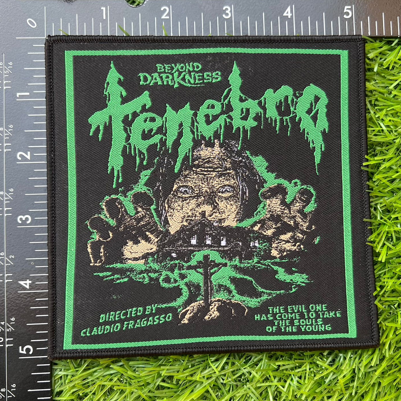 tenebro-beyond-darkness-patch-tiss-bord-noir image 6