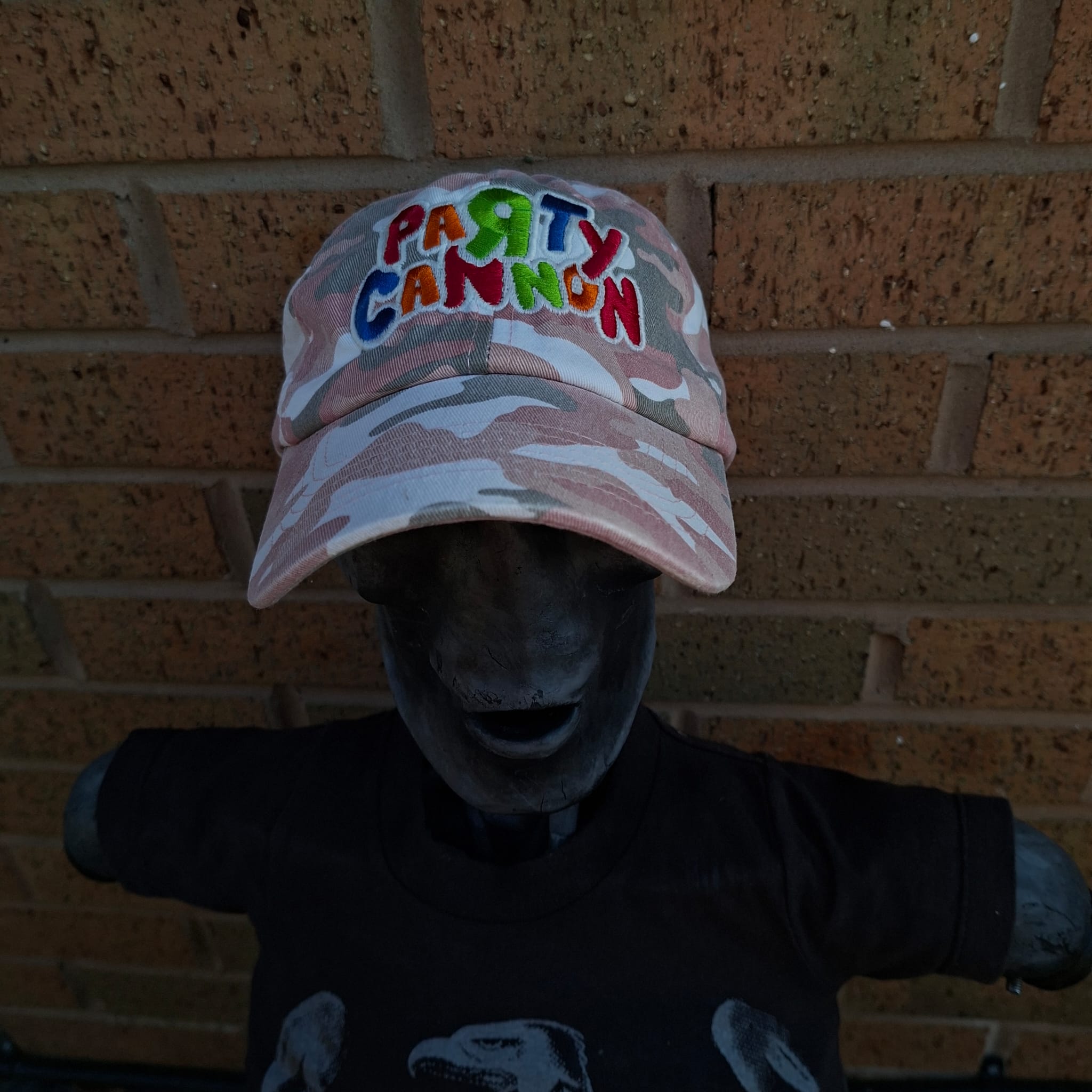 party-cannon-logo-glow-casquette-dad-cap-camo-rose image 6