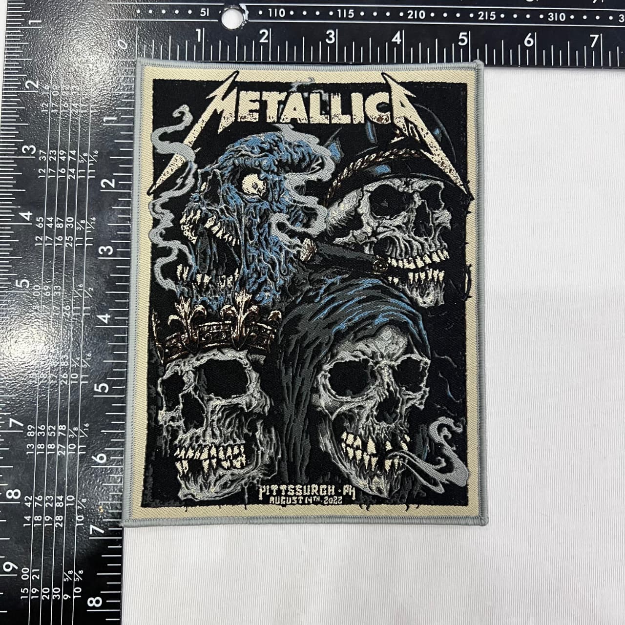 metallica-pittsburgh-14-ao-t-2022-patch-tiss-bordure-noire image 4