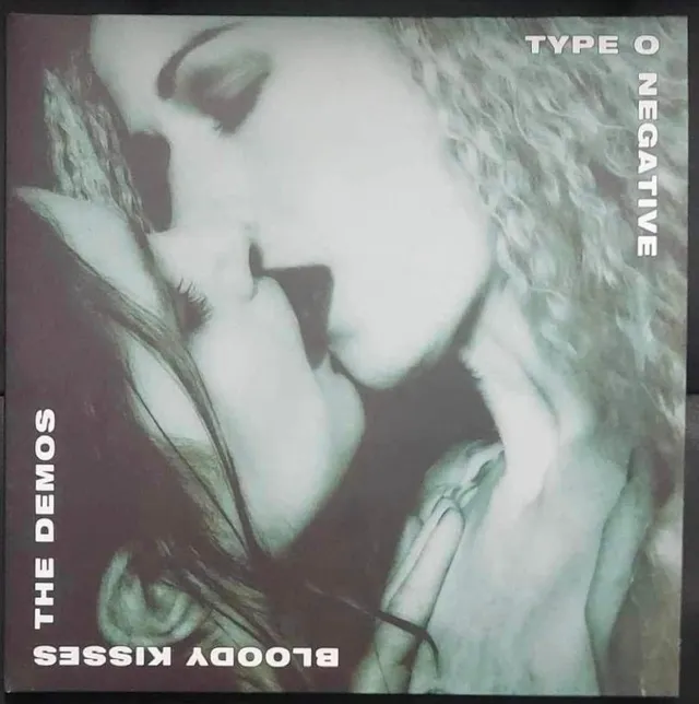type-o-negative-bloody-kisses-demos-double-vinyle-vert-ltd-100 image 1