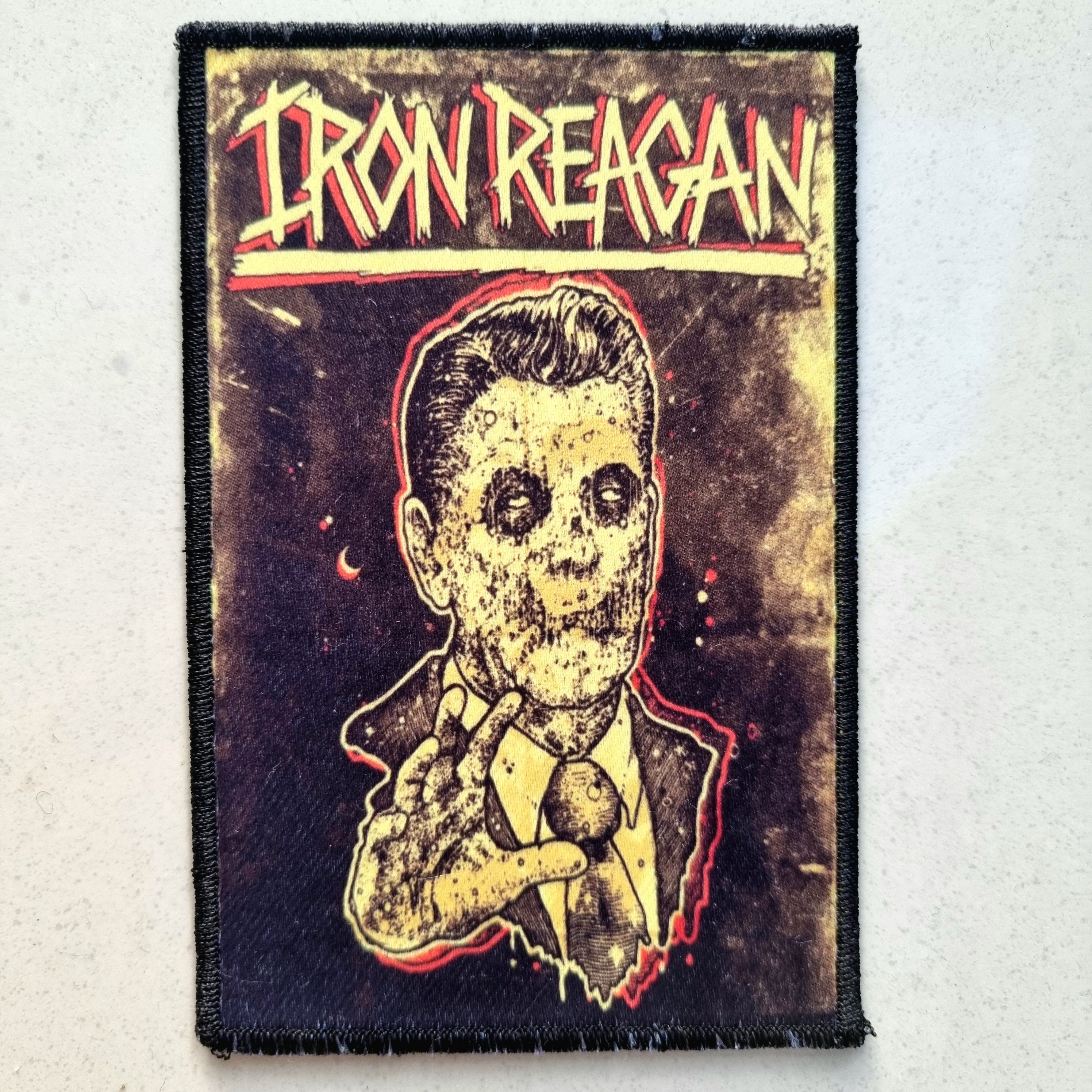 iron-reagan-patch-petit-cusson-coudre-logo image 1